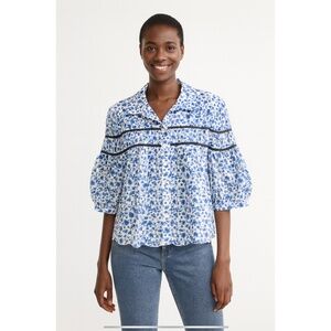 ANTHROPOLOGIE MAEVE THE LEANDRA SHIRRED YOKE TOP COTTON FLORAL BABYDOLL BLUE M